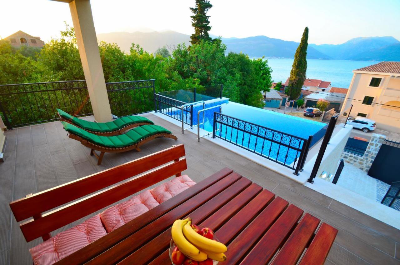Leut Stone Residence Тиват Екстериор снимка