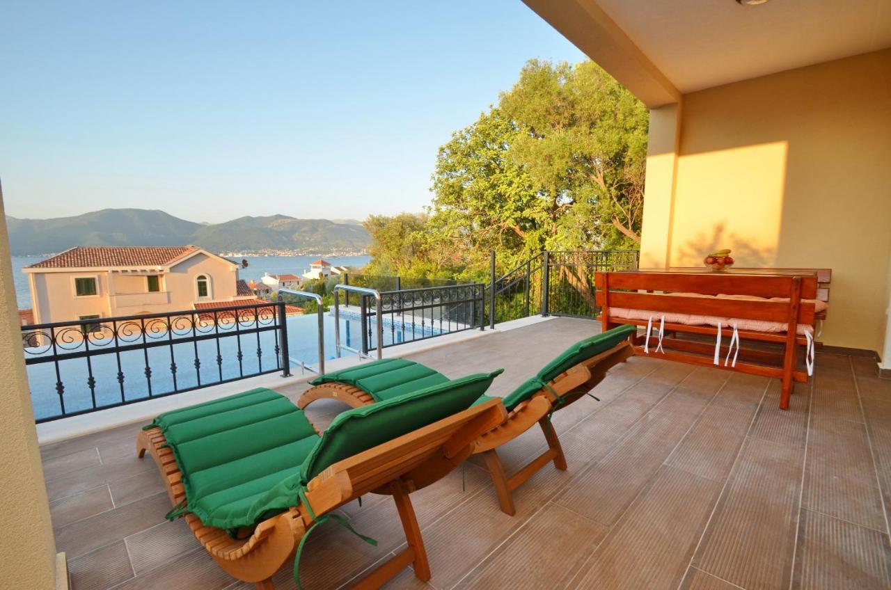 Leut Stone Residence Тиват Екстериор снимка