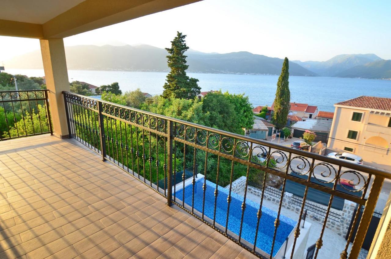Leut Stone Residence Тиват Екстериор снимка