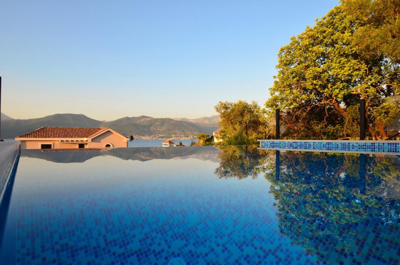 Leut Stone Residence Тиват Екстериор снимка
